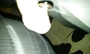 پسر در اتاق خواب بدن پرشور او را نوازش می کند و پس عکس جدید سکسی متحرک از رابطه جنسی الاغش را پر از اسپرم می کند